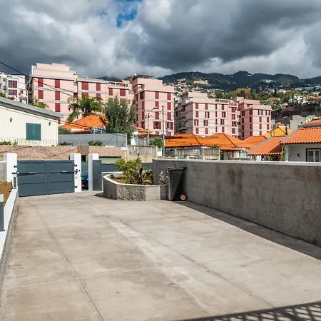 Betty's By Alma Dom wakacyjny