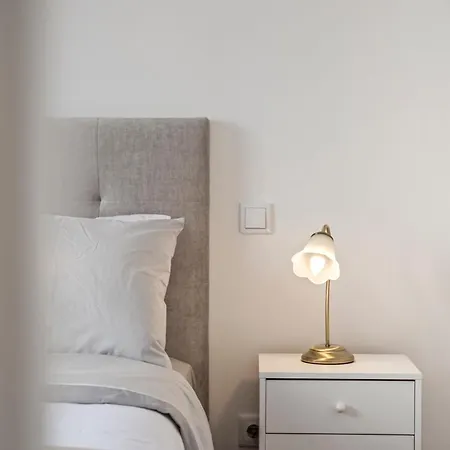 Betty's By Alma * פונשל