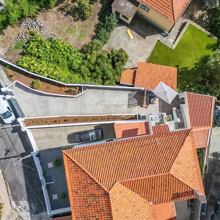 Dom wakacyjny Betty's By Alma *