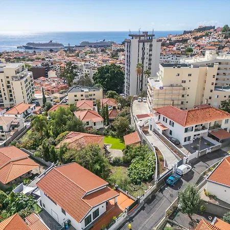 Casa de Férias Betty's By Alma