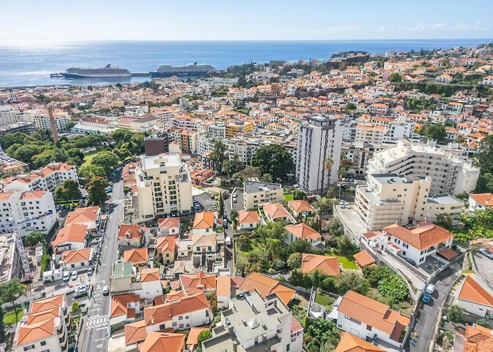 Tatil Evi Betty's By Alma Funchal